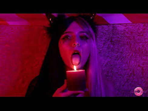 ❤️ Passionate Blowjob e tsoang ho Sexy Succubus e nang le Phethahatso ea Molomo Litšoantšo tsa bootsoa ka morao ❌️❤